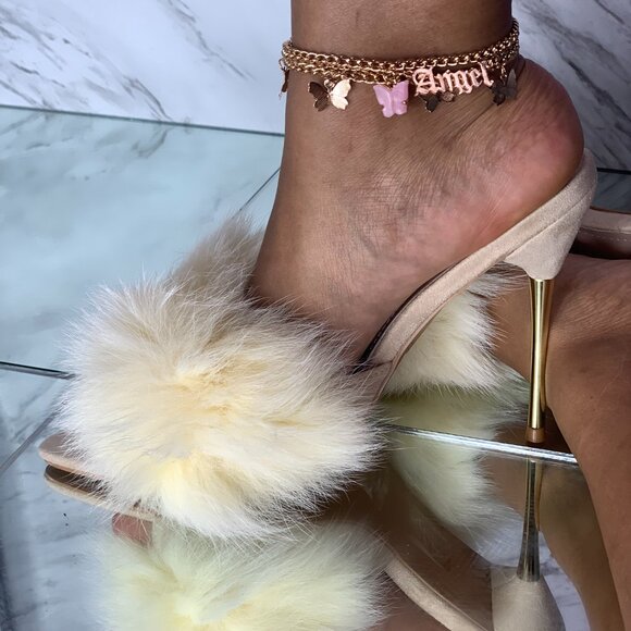 Blanc Fur Mules Heels - Picture 5 of 5